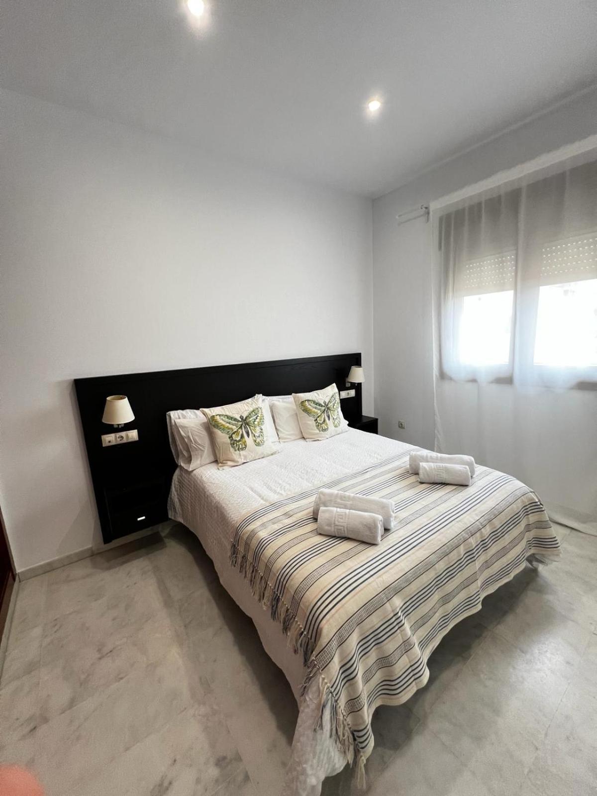 Luxsevilla Moderno 1 Room Piscina Parking Бормухос Экстерьер фото